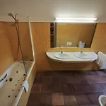 Casa O Cruceiro De Aguiar Merza