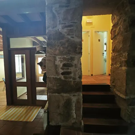 Casa O Cruceiro De Aguiar Merza