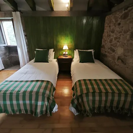Casa O Cruceiro De Aguiar Penzion Merza