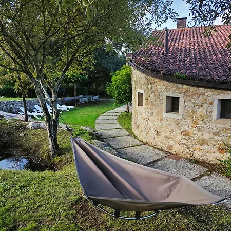 Casa O Cruceiro De Aguiar * Merza
