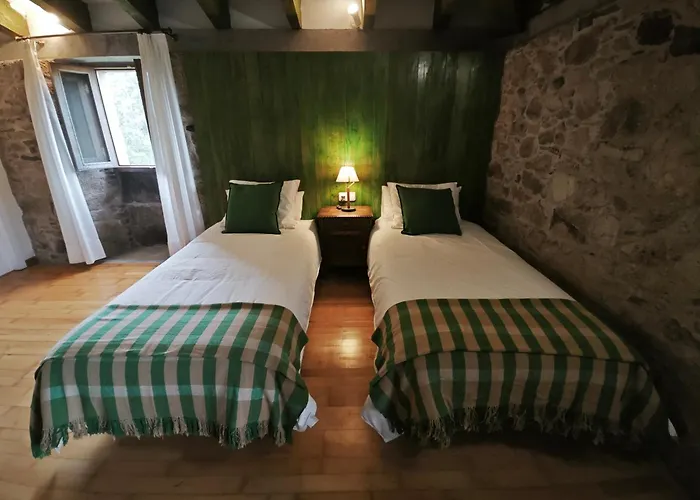 Casa O Cruceiro De Aguiar Pensión Merza
